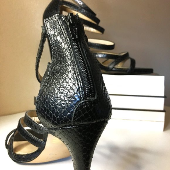 BCBG MAXAZRIA Black Strappy Ankle Cage Zip Back Heels ๐ฆ๐ฆ - Picture 7 of 14